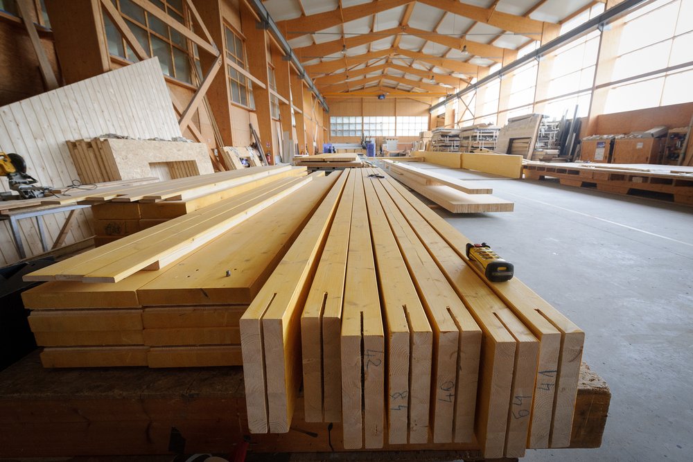 Atelier de menuiserie avec système de dépoussiérage et stockage de déchets de bois relevant du régime ICPE