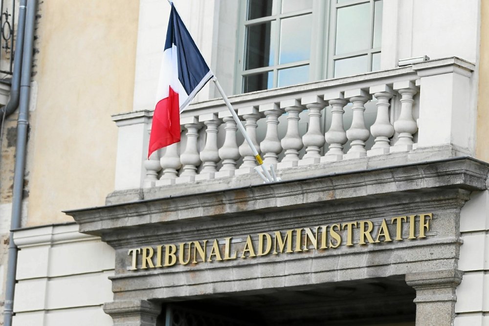 Dossier de recours en urbanisme devant le tribunal administratif pour contester une autorisation