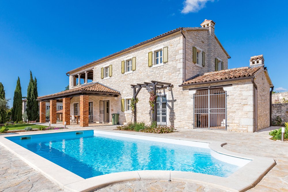 Maison traditionnelle rénovée avec soin dans un secteur protégé par l'ABF