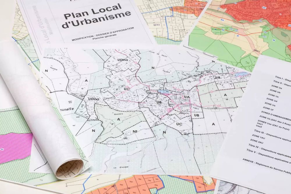 Plan de zonage PLU avec terrain en zone constructible et évolution possible des droits à construire lors d'une révision