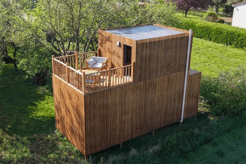 Bâtiment compact conçu pour limiter les infiltrations d'air et optimiser l'étanchéité de l'enveloppe