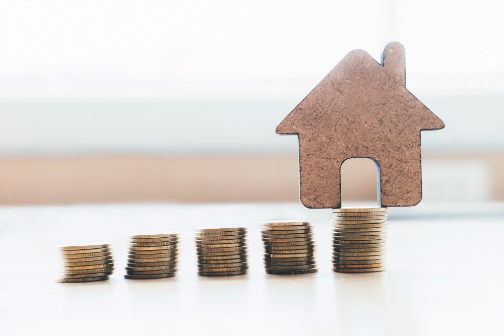 Travaux de rénovation énergétique d'une maison individuelle avec isolation et nouvelle pompe à chaleur