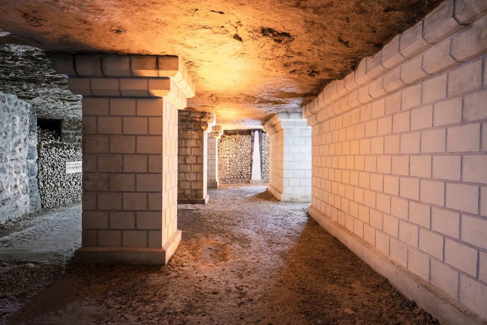 Renforcement d'une cave existante en pièce sécurisée sans création de surface de plancher supplémentaire