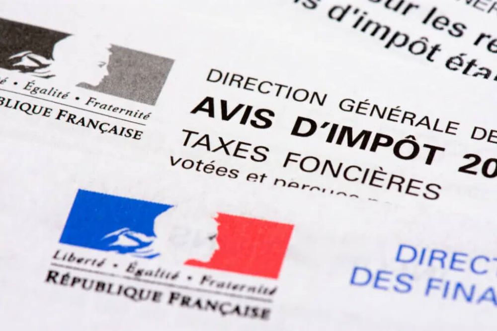 Avis de taxe foncière avec mention d'exonération temporaire pour une construction neuve